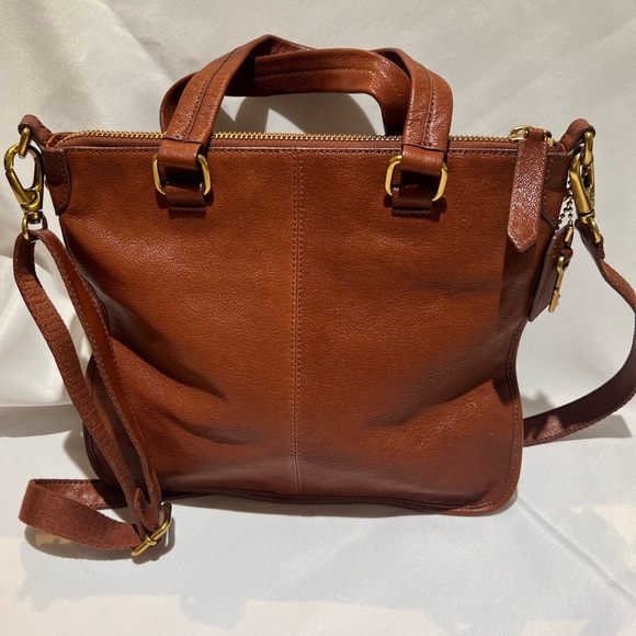 Fossil 11 x 13 Camel satchel bag with two top handles and adjustable strap - Picture 4 of 7